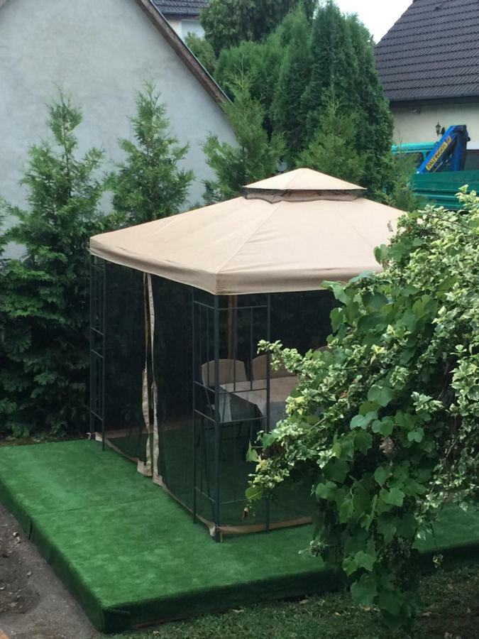 Rozsavoelgy Apartman 巴拉通雷勒 外观 照片